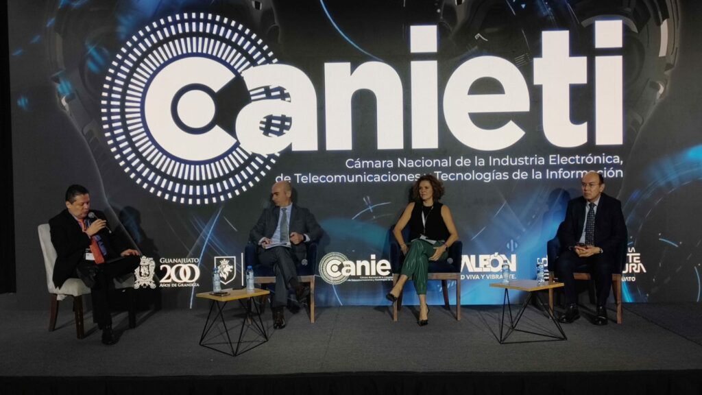 Panel Ciberseguridad Convención Canieti. Foto: ConsumoTIC